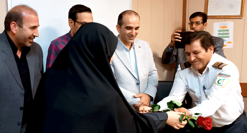 تجلیل از مسئول و پرسنل حراست بیمارستان امام خمینی(ره) اردبیل