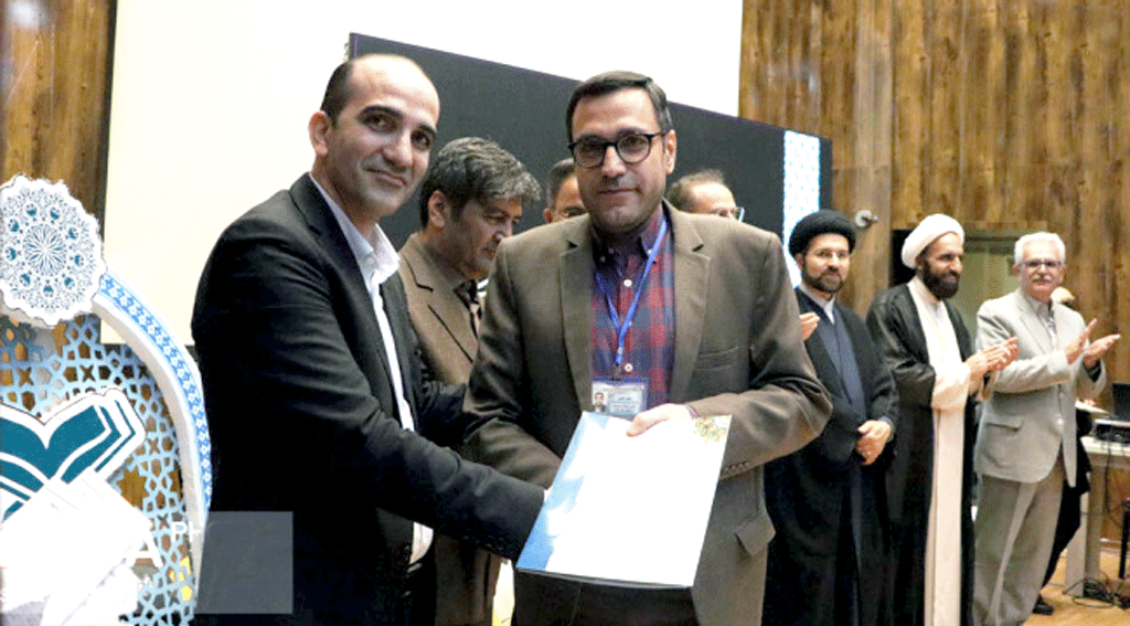 مراسم تجلیل از رتبه های برتر مرحله دانشگاهی بیست و نهمین جشنواره قران و عترت