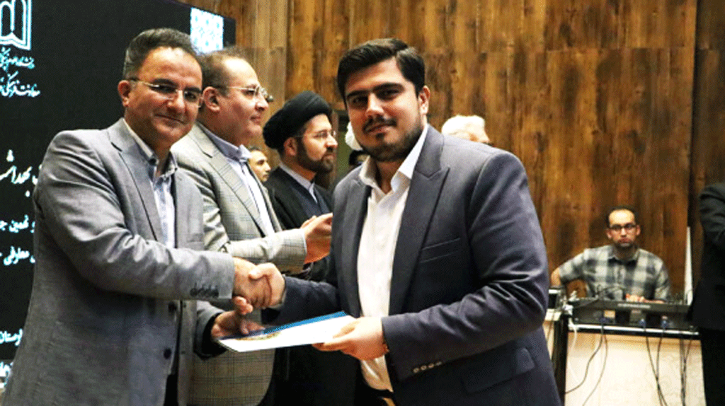مراسم تجلیل از رتبه های برتر مرحله دانشگاهی بیست و نهمین جشنواره قران و عترت