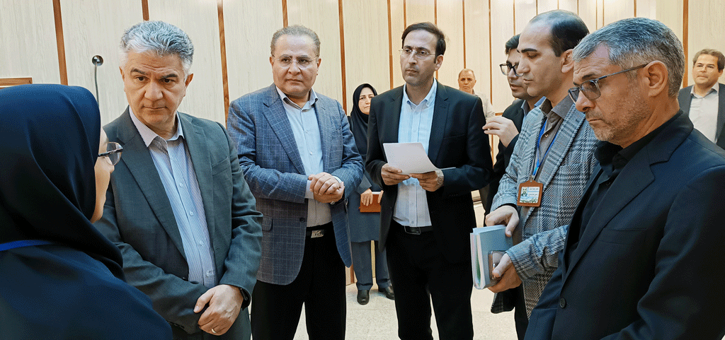 بازدید معاون وزیر بهداشت از بیمارستان
