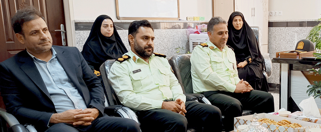 دیدار رئیس بیمارستان با ریاست کلانتری ۱۲ فلسطین اردبیل