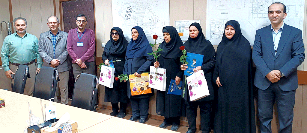 تجلیل از همکاران روشندل بیمارستان