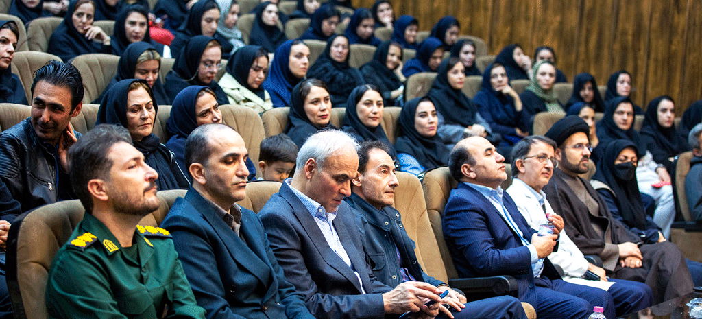 برگزاری مراسم گرامیداشت روز پرستار در بیمارستان