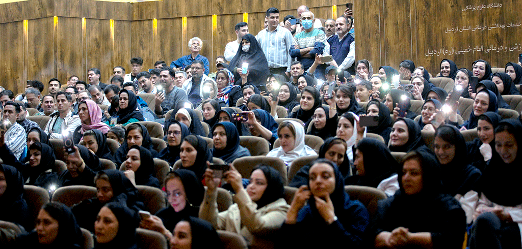 برگزاری مراسم گرامیداشت روز پرستار در بیمارستان