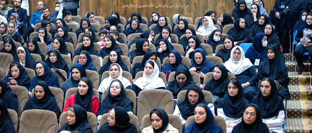 برگزاری مراسم گرامیداشت روز پرستار در بیمارستان