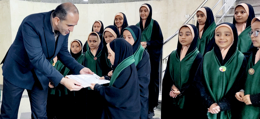 برگزاری مراسم گرامیداشت روز پرستار در بیمارستان