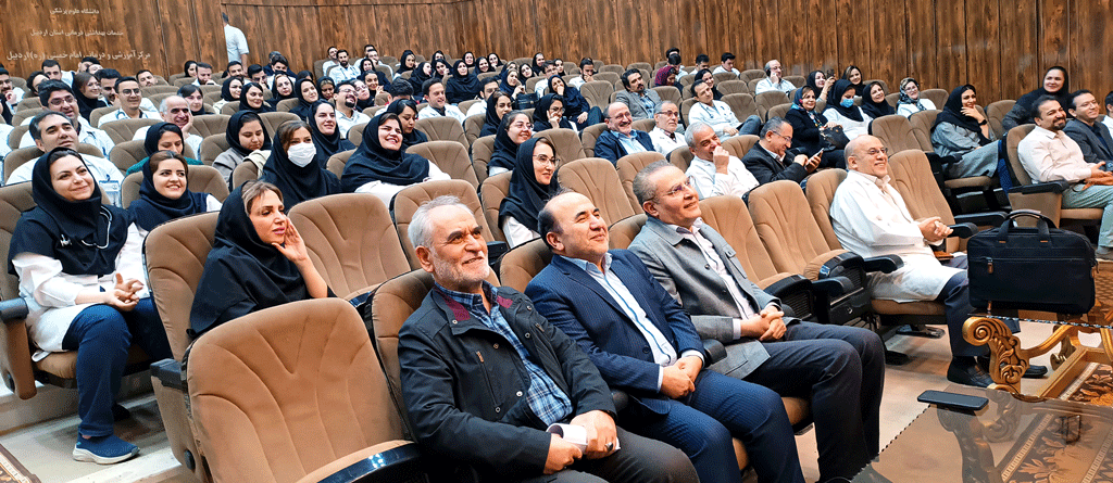 تجلیل از سه پزشک پیشکسوت متخصص داخلی استان