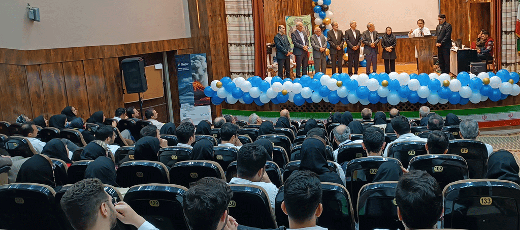 تجلیل از سه پزشک پیشکسوت متخصص داخلی استان