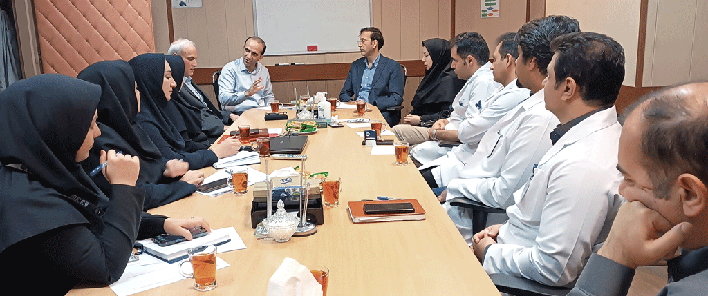 برگزاری جلسه دانشگاهی تعالی خدمات اورژانس بیمارستان امام خمینی(ره) اردبیل