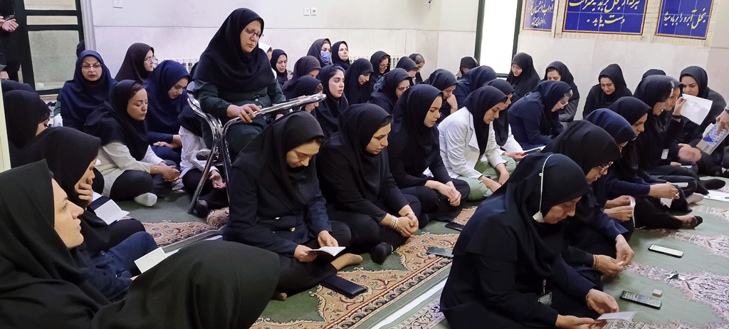 برگزاری مراسم عزاداری و قرائت دعای پرفیض زیارت عاشورا در سالروز شهادت حضرت فاطمه زهرا(س)