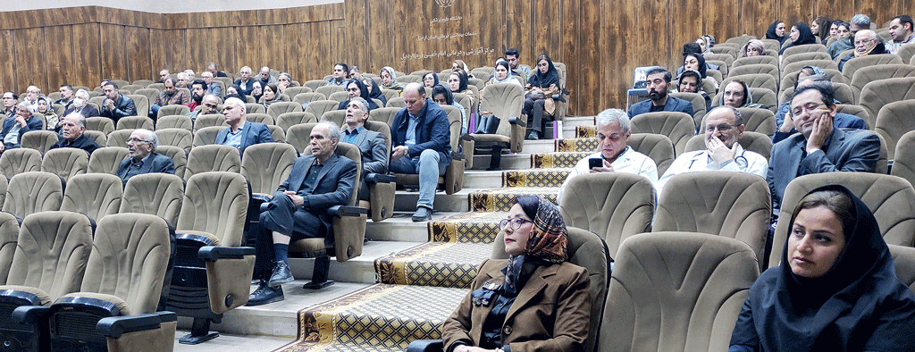 برگزاری سمینار یک روزه دیابت در سالن همایش بیمارستان امام خمینی(ره) اردبیل