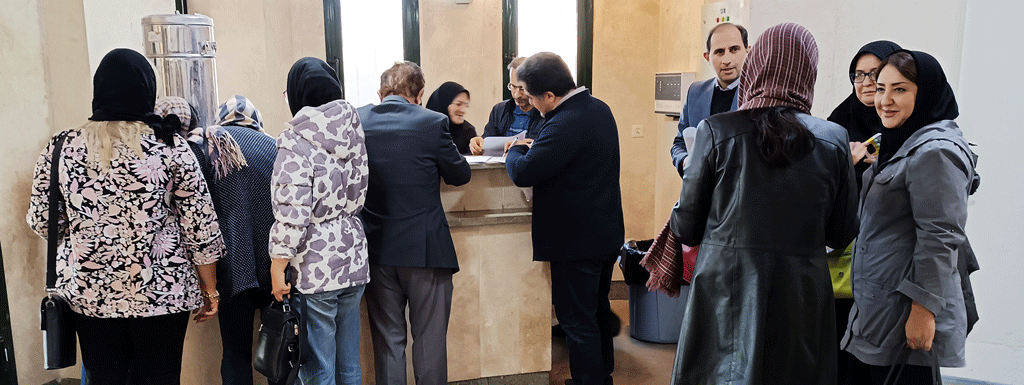 برگزاری سمینار دو روزه تازه های کوید19 در سالن همایش بیمارستان امام خمینی(ره) اردبیل