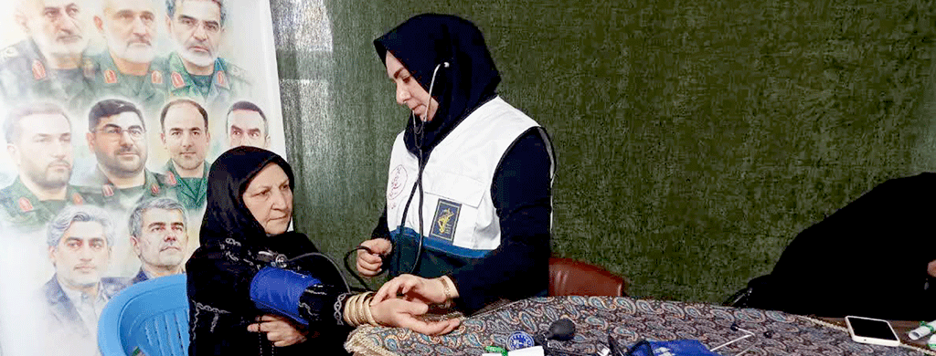 برپایی میز خدمت و ایستگاه سلامت در محل مصلی اردبیل