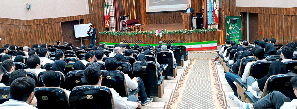 برگزاری مراسم گرامیداشت روز دانشجو در بیمارستان امام خمینی(ره) اردبیل