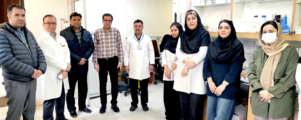 گرامیداشت روز آزمایشگاه در بیمارستان امام خمینی(ره) اردبیل