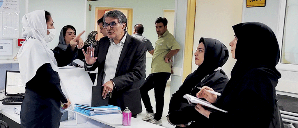 بازدید ارزیابان قرارگاه کرامت دانشگاه از بیمارستان امام خمینی(ره) اردبیل
